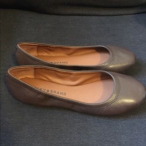 Brand New Lucky Brand Brown Leather Flats Sz 7
